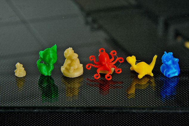 fml-gh-Dr Simon Gaisford, has developed 3d printable Tablets in any shape needed 29.jpg